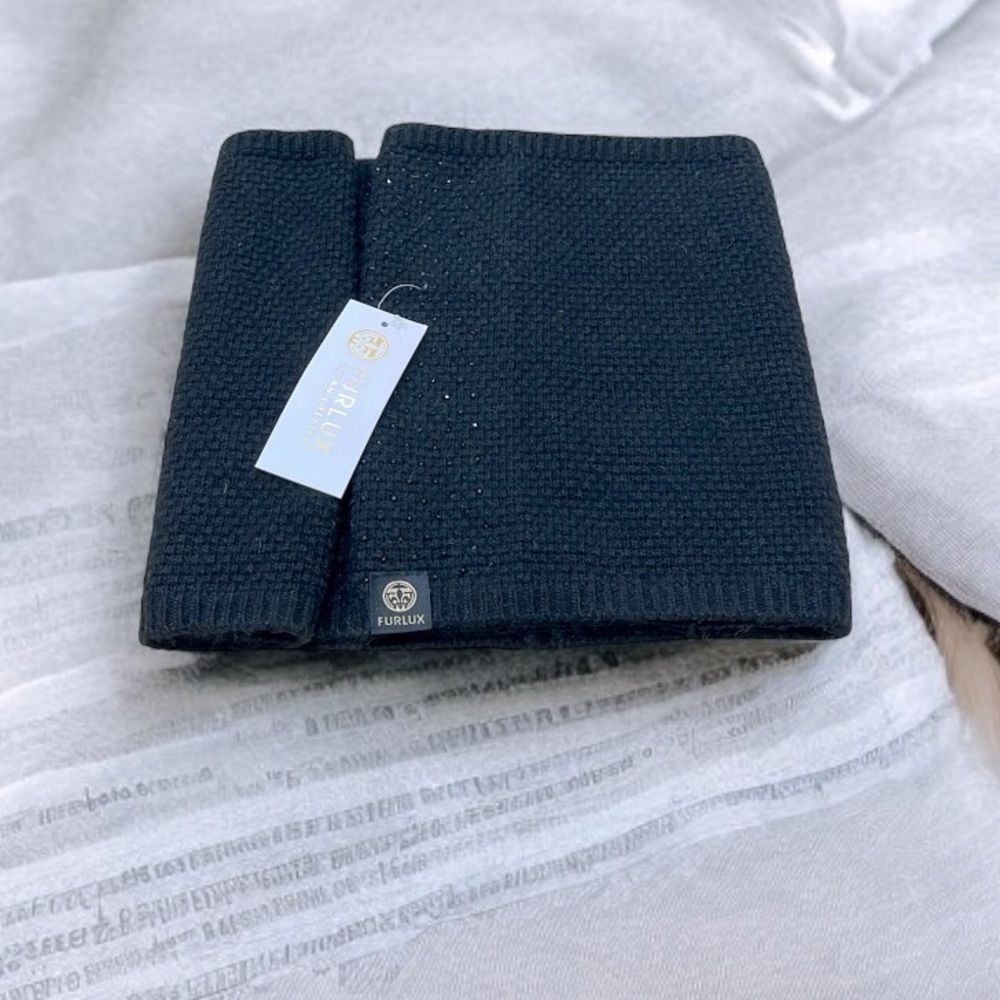 NWT FURLUX Wool/Cashmere Black Infinity Scarf Rhinestones